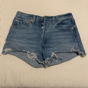 Levi shorts